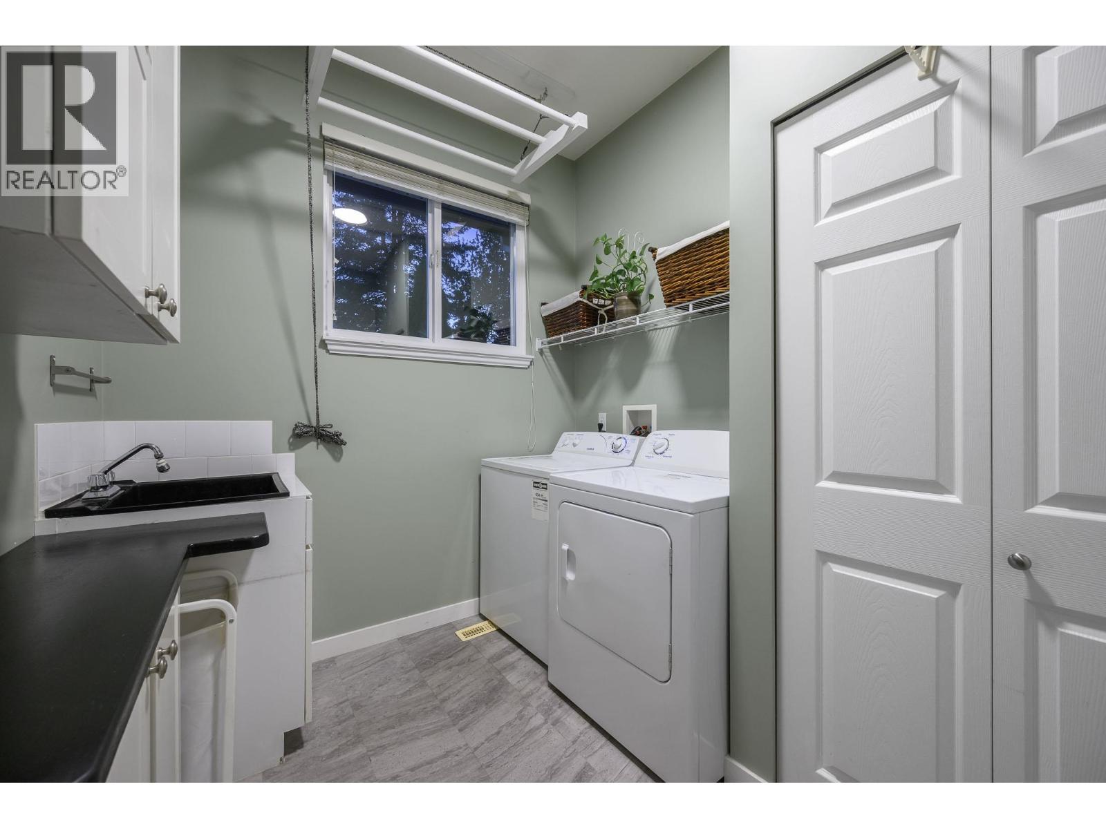 24092 Mcclure Drive, Maple Ridge, British Columbia  V2W 1Z3 - Photo 27 - R3056469