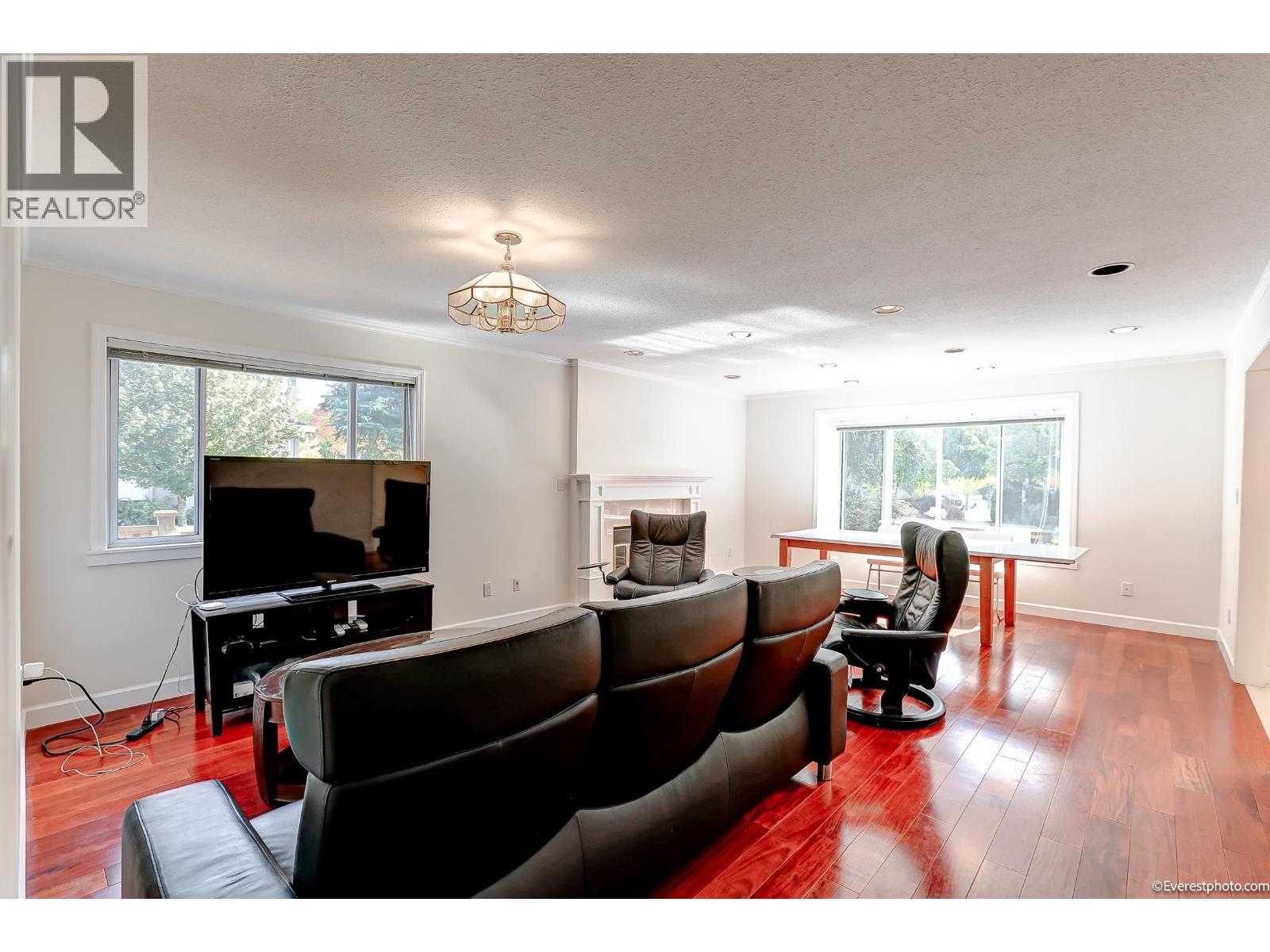 2403 W 20th Avenue, Vancouver, British Columbia  V6L 1G6 - Photo 6 - R3056516
