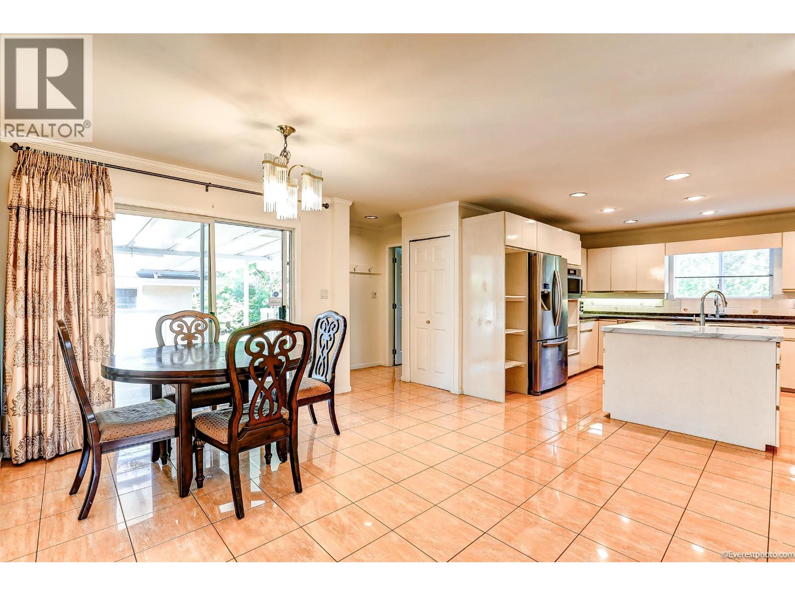 2403 W 20th Avenue, Vancouver, British Columbia  V6L 1G6 - Photo 13 - R3056516