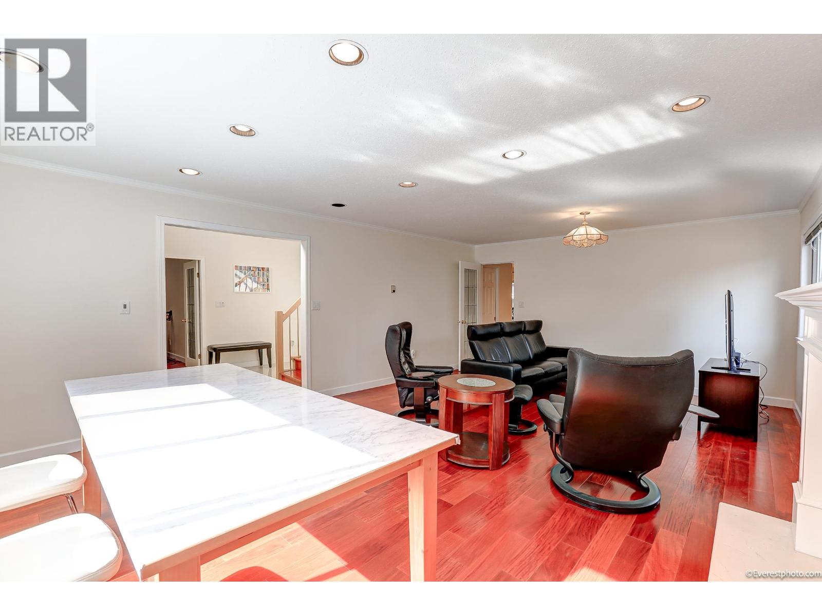 2403 W 20th Avenue, Vancouver, British Columbia  V6L 1G6 - Photo 5 - R3056516