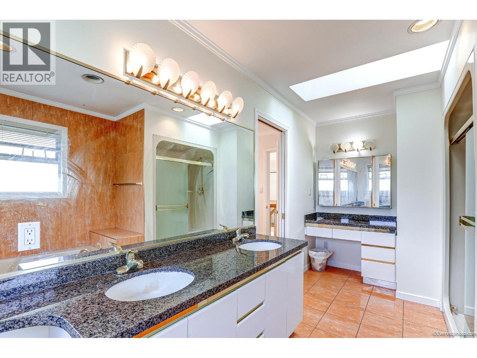 2403 W 20th Avenue, Vancouver, British Columbia  V6L 1G6 - Photo 28 - R3056516