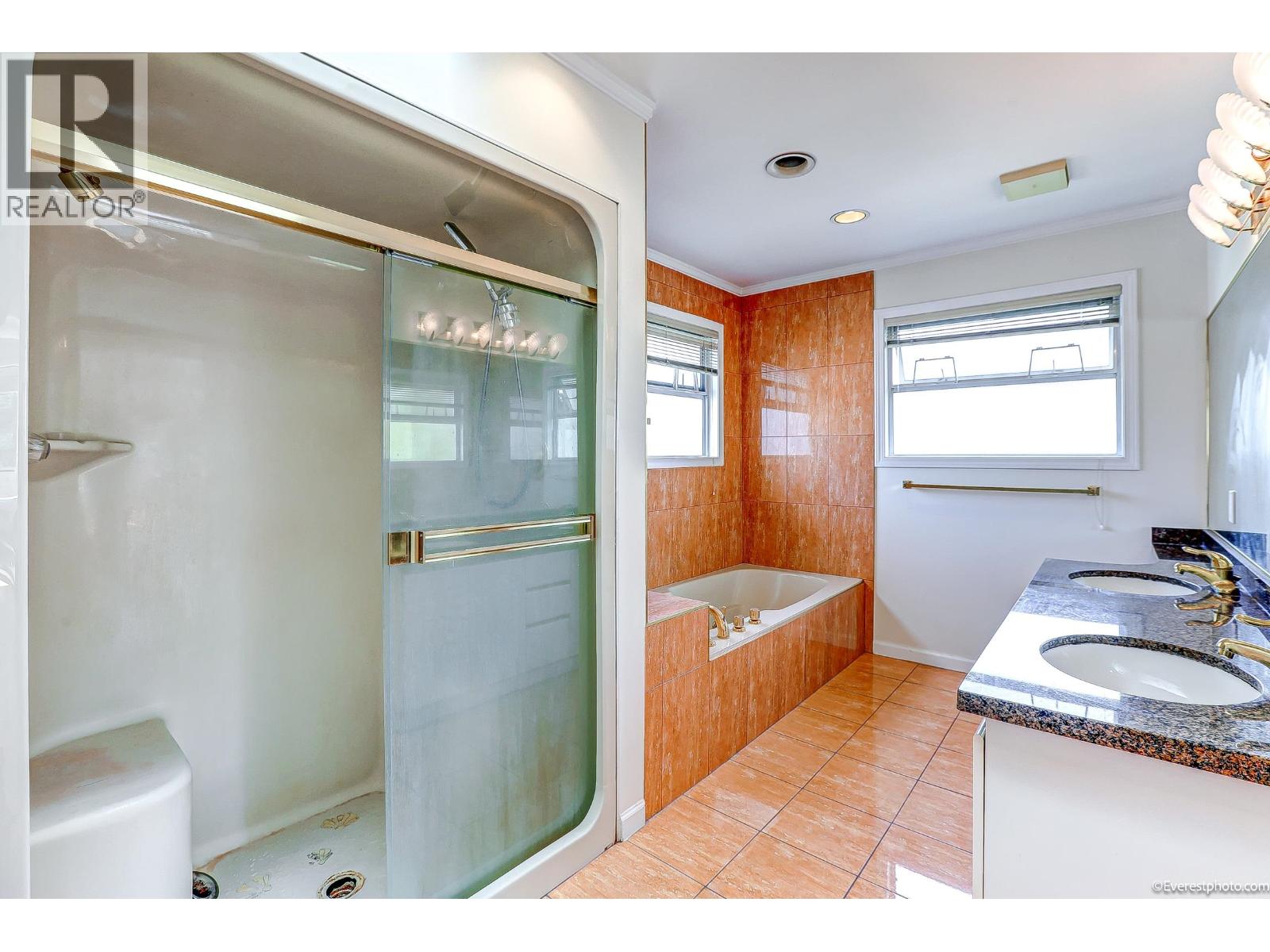 2403 W 20th Avenue, Vancouver, British Columbia  V6L 1G6 - Photo 29 - R3056516
