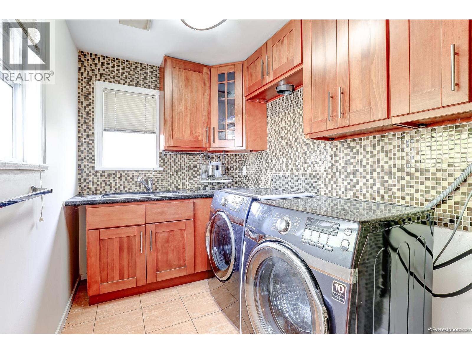 2403 W 20th Avenue, Vancouver, British Columbia  V6L 1G6 - Photo 34 - R3056516