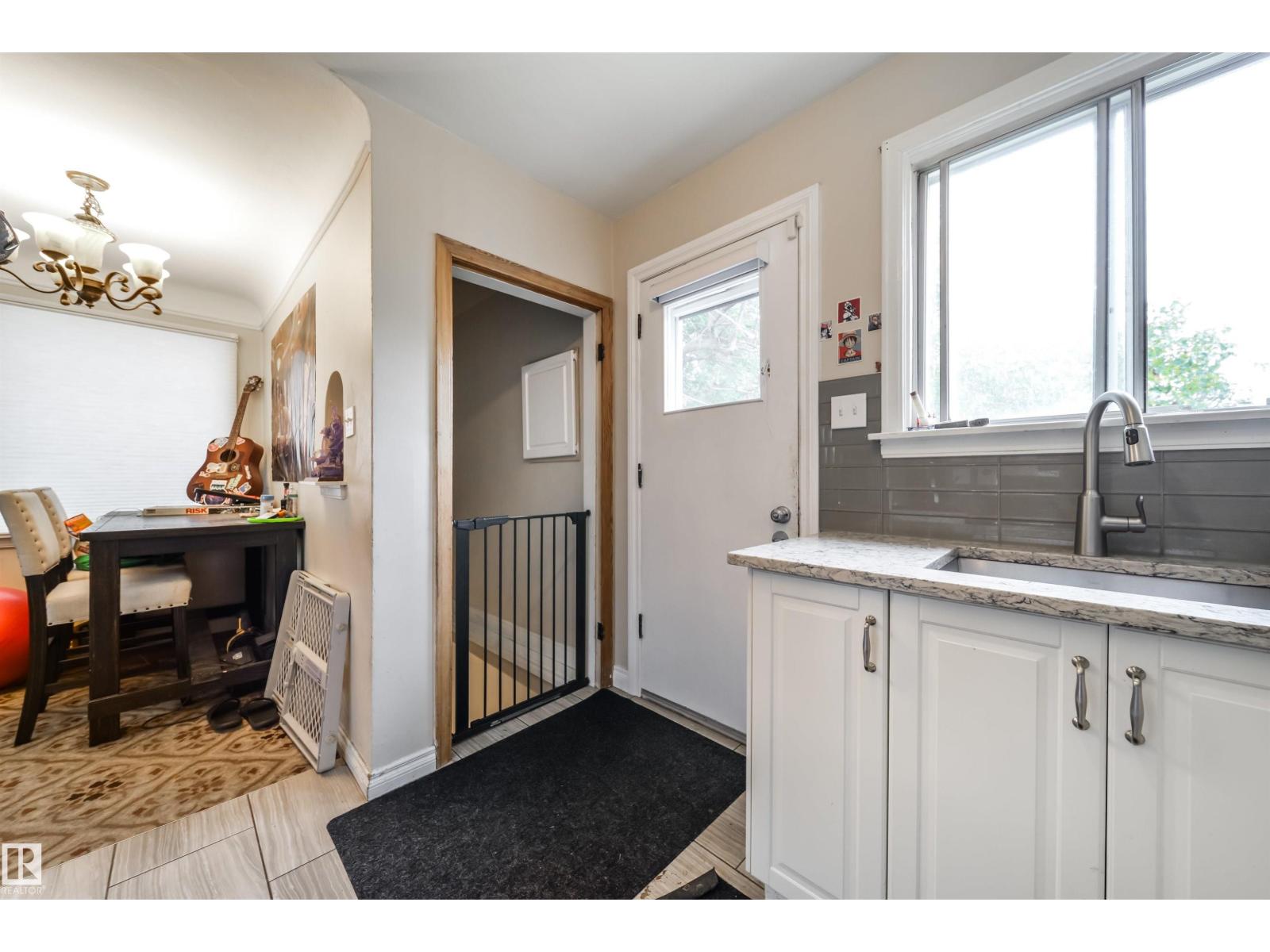 7910 75 St Nw, Edmonton, Alberta  T6C 2G5 - Photo 8 - E4461266