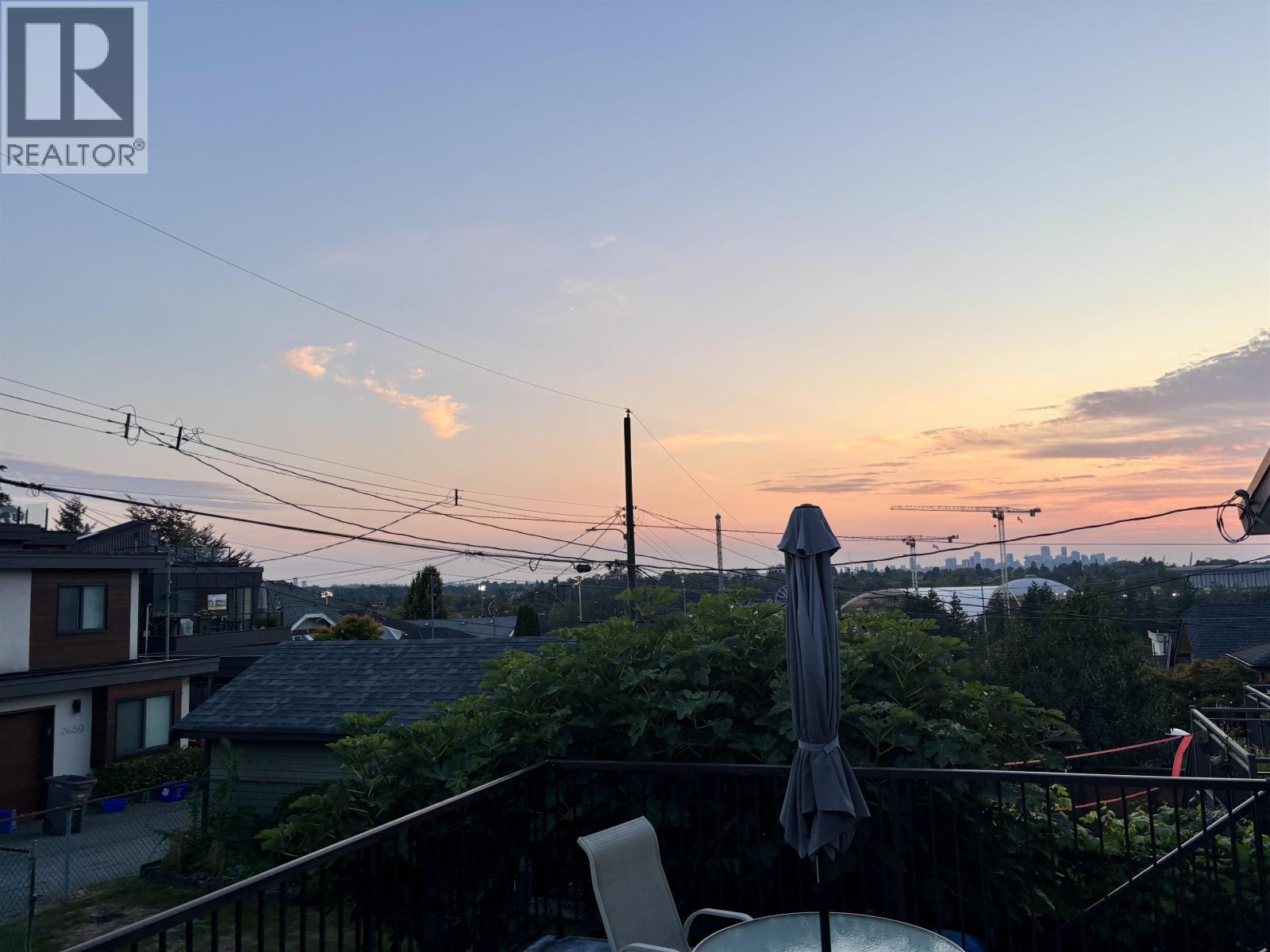 3470 Dundas Street, Vancouver, British Columbia  V5K 1R8 - Photo 2 - R3041675