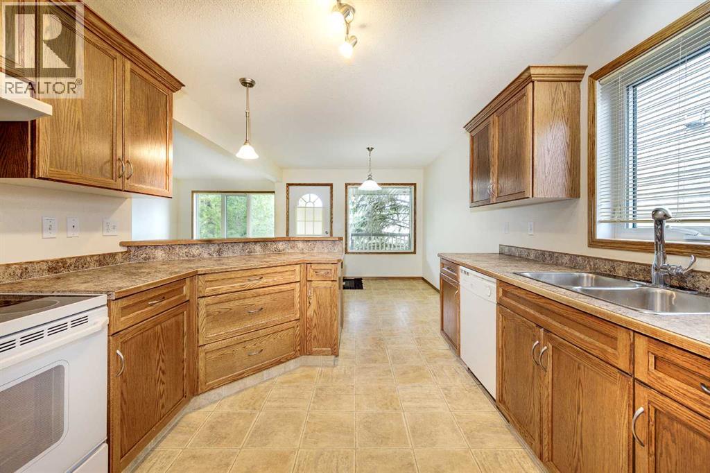 5009 41 Street, Sylvan Lake, Alberta  T4S 1B9 - Photo 28 - A2220532