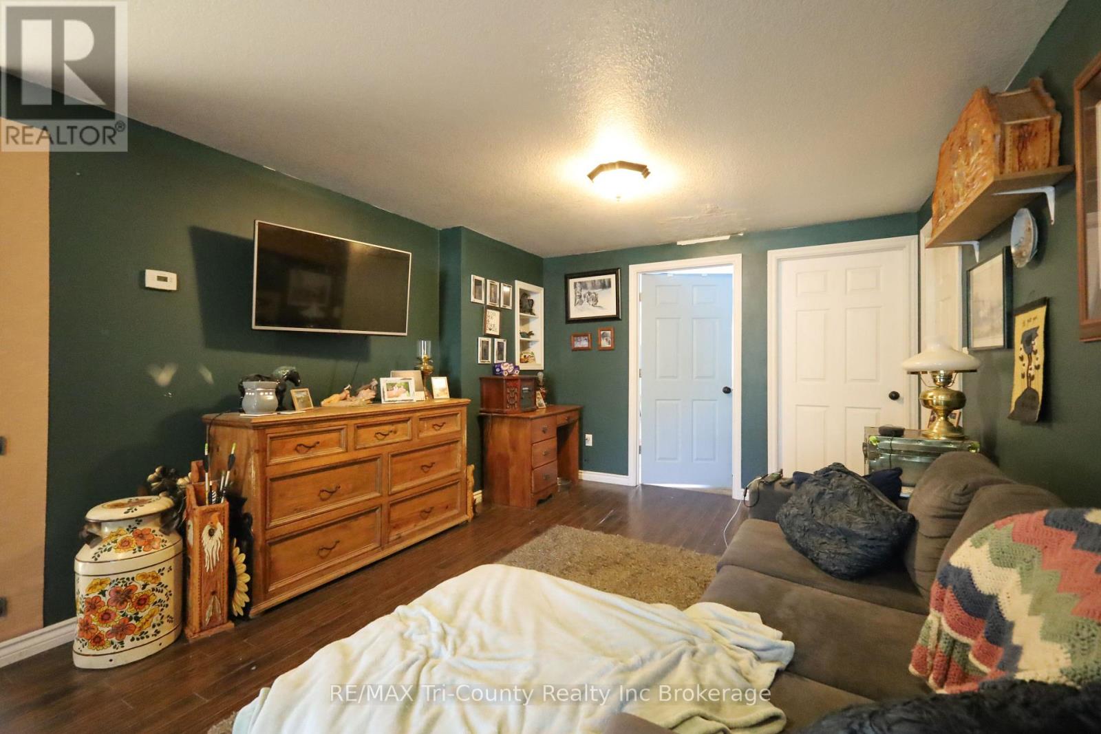 853 Norfolk County 28 Road, Norfolk, Ontario  N0E 1G0 - Photo 24 - X12354762