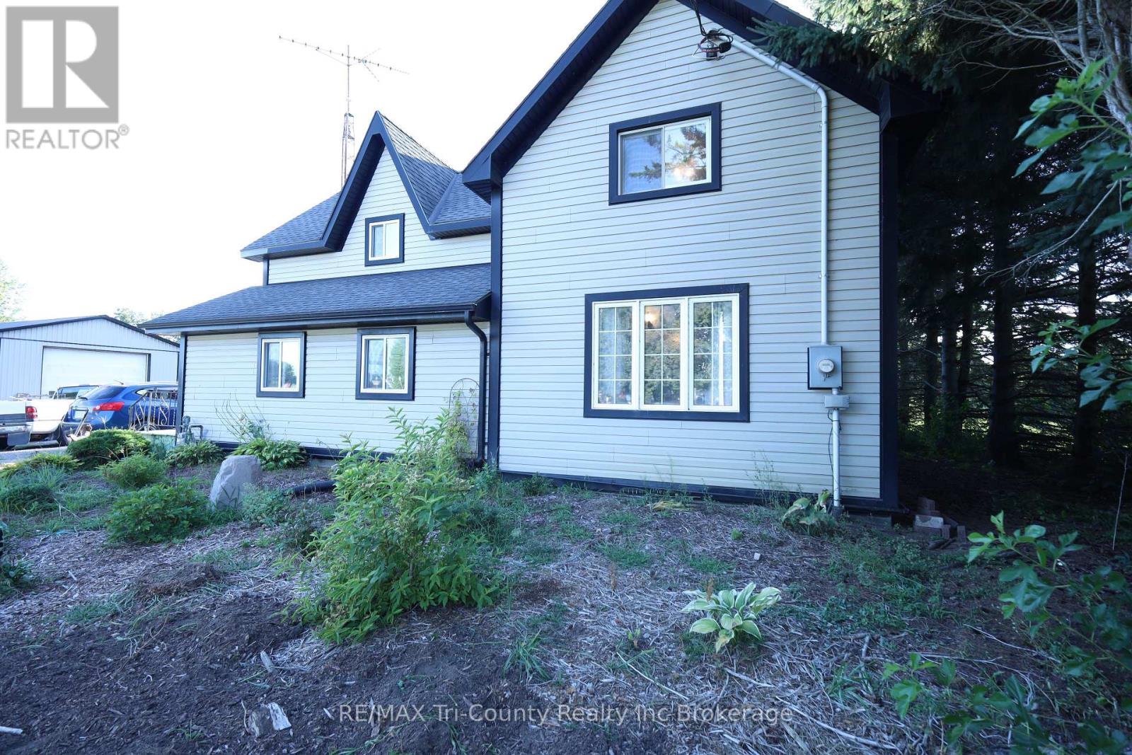 853 Norfolk County 28 Road, Norfolk, Ontario  N0E 1G0 - Photo 3 - X12357385