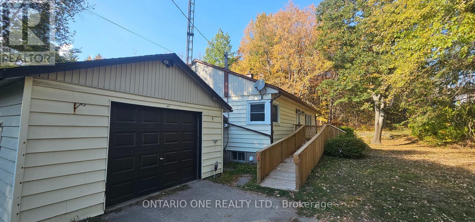 1479 11 Highway S, Gravenhurst, Ontario  P0E 1G0 - Photo 26 - X12451070