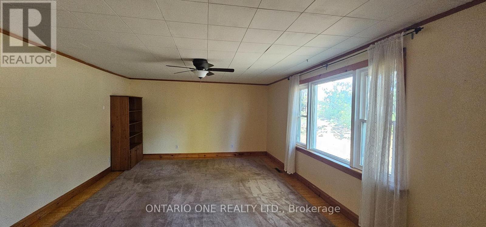 1479 11 Highway S, Gravenhurst, Ontario  P0E 1G0 - Photo 7 - X12451070