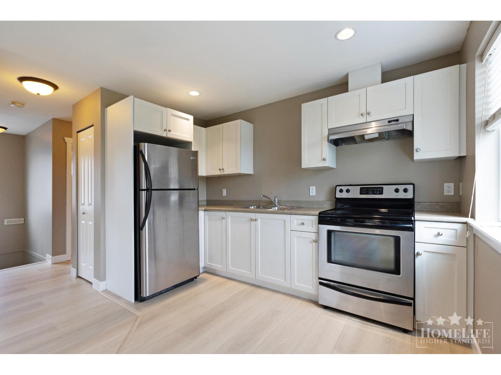 Coach House 18836 67a Avenue, Surrey, British Columbia  V4N 5Z9 - Photo 8 - R3041655