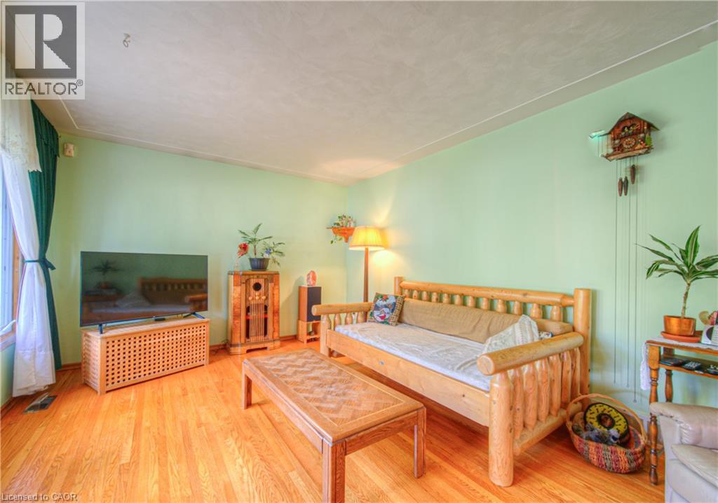33 Donley Street, Kitchener, Ontario  N2M 3N9 - Photo 12 - 40777429