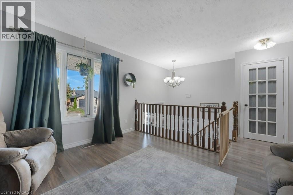233 Scott Road, Cambridge, Ontario  N3C 3K6 - Photo 5 - 40776956