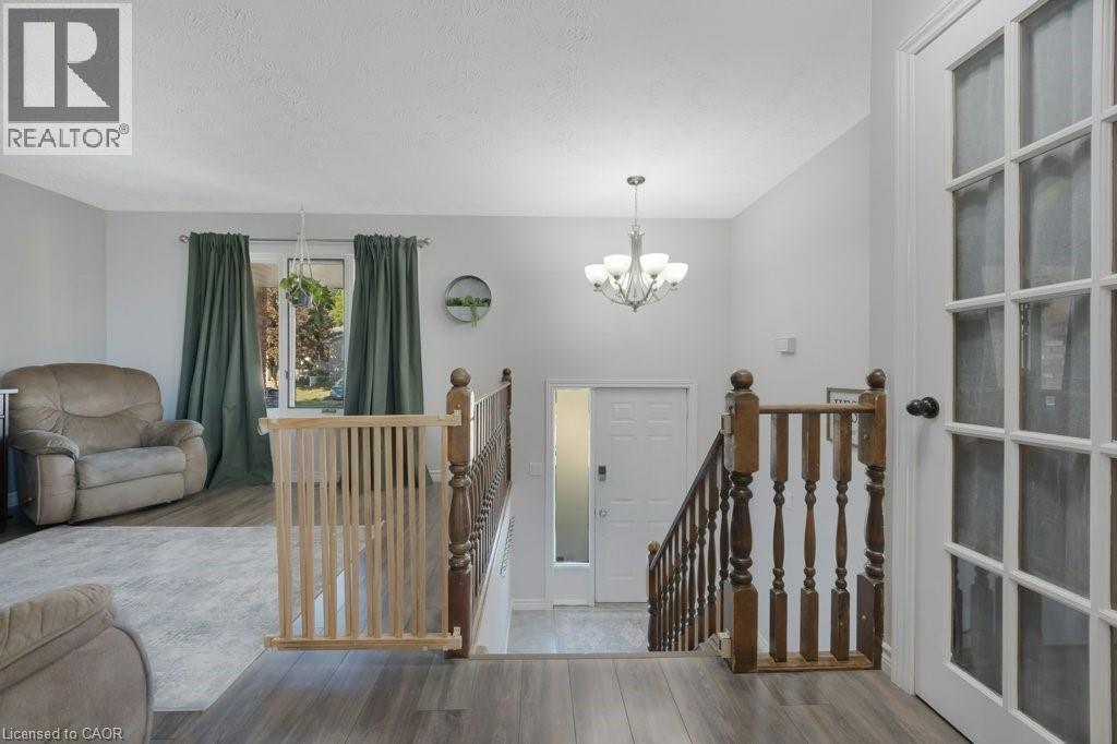 233 Scott Road, Cambridge, Ontario  N3C 3K6 - Photo 6 - 40776956