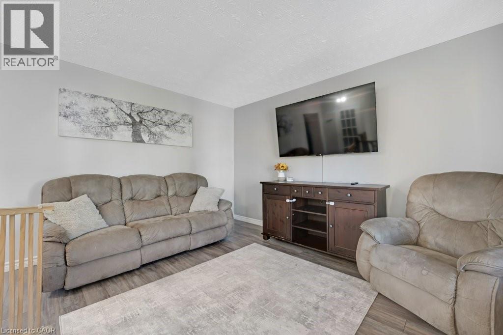 233 Scott Road, Cambridge, Ontario  N3C 3K6 - Photo 8 - 40776956
