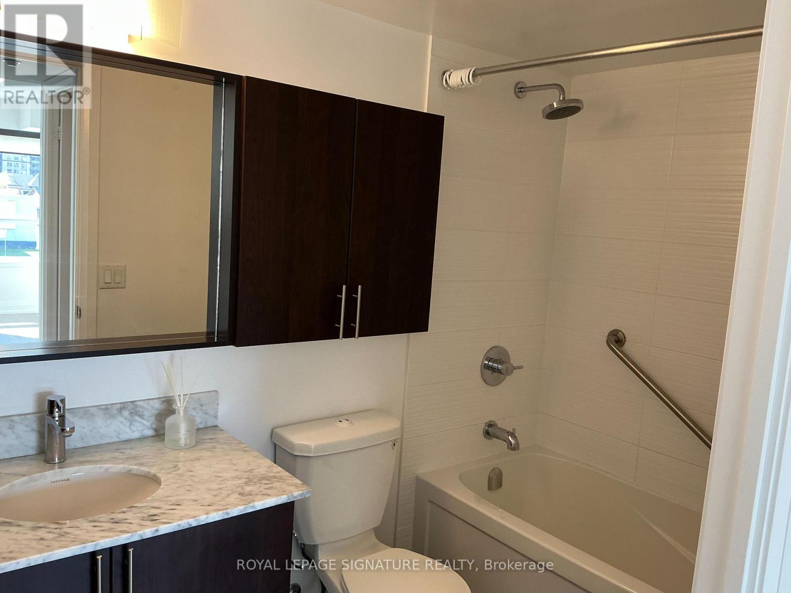 306 - 372 Hwy 7 E, Richmond Hill, Ontario  L4B 0C6 - Photo 17 - N12447478