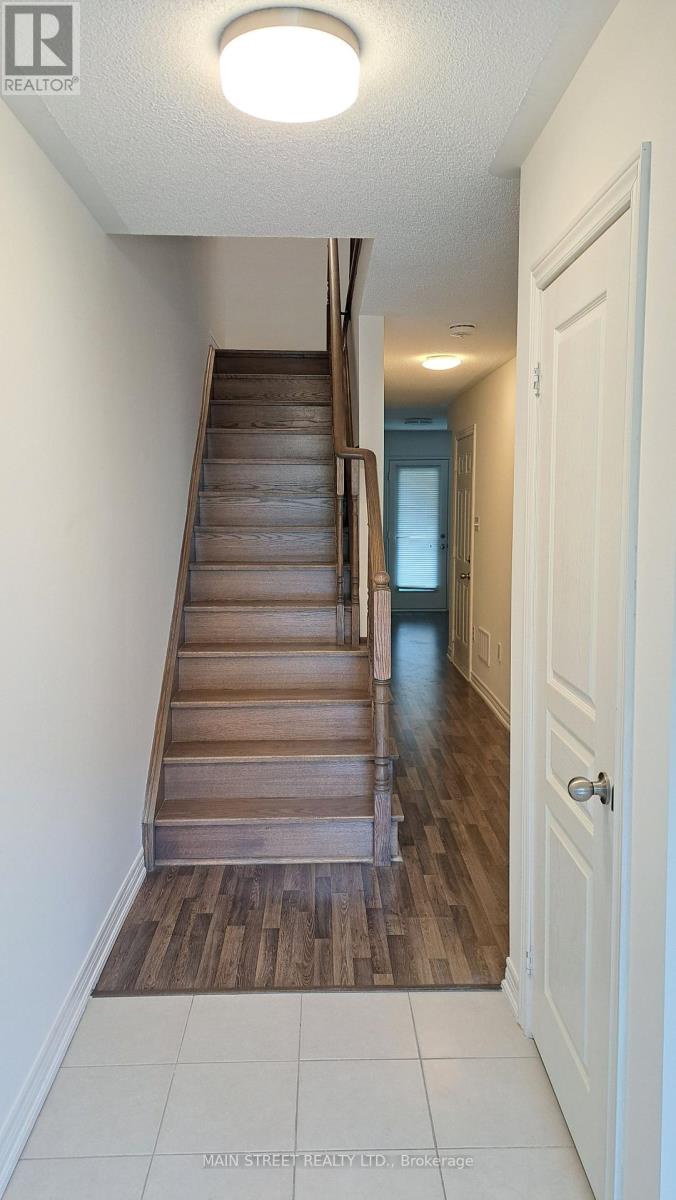 7 Roy Grove Way, Markham, Ontario  L6E 0T6 - Photo 4 - N12350761