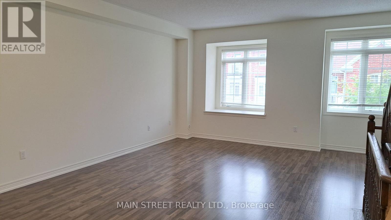 7 Roy Grove Way, Markham, Ontario  L6E 0T6 - Photo 8 - N12350761