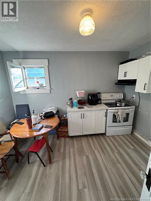 111 Victoria Street, Woodstock, New Brunswick  E7M 3A4 - Photo 15 - NB128058