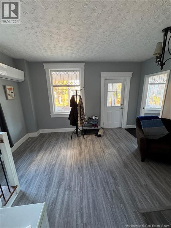 111 Victoria Street, Woodstock, New Brunswick  E7M 3A4 - Photo 6 - NB128058