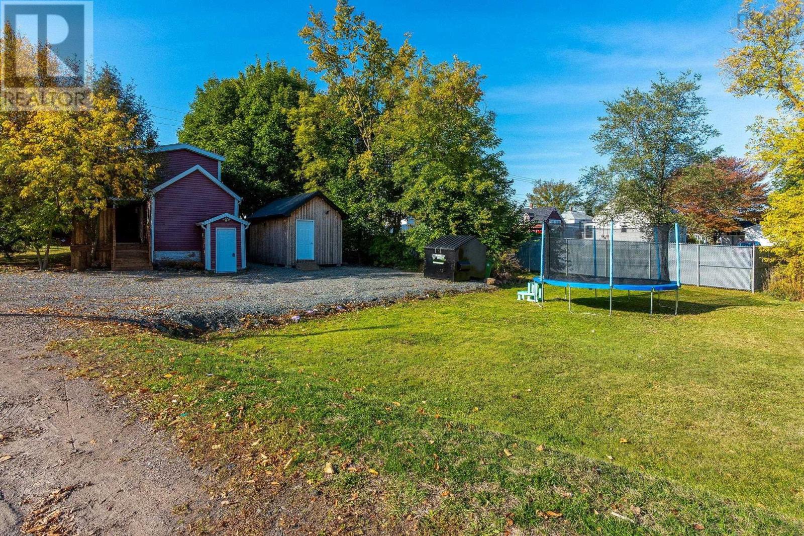 503 Robie Street, Truro, Nova Scotia  B2N 1M5 - Photo 5 - 202525368