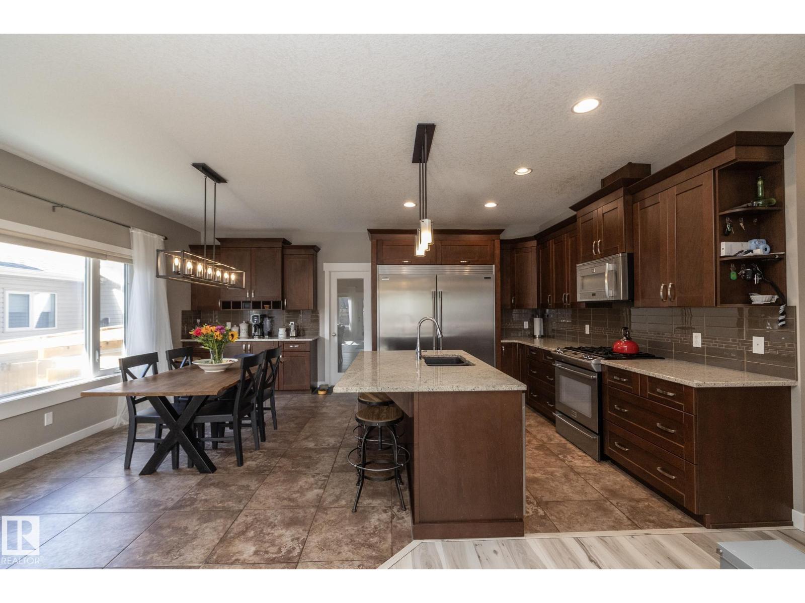 251 Ravine Dr, Devon, Alberta  T9G 0A3 - Photo 3 - E4461272