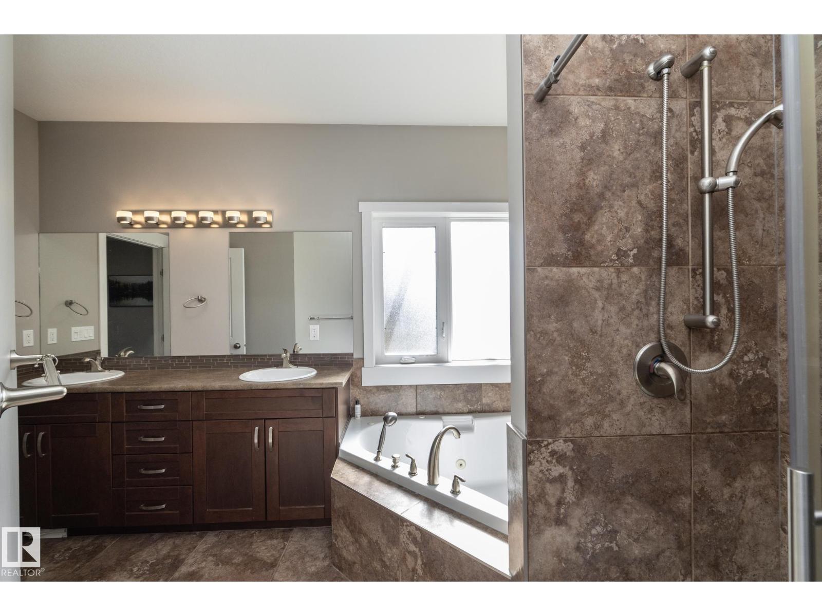 251 Ravine Dr, Devon, Alberta  T9G 0A3 - Photo 38 - E4461272