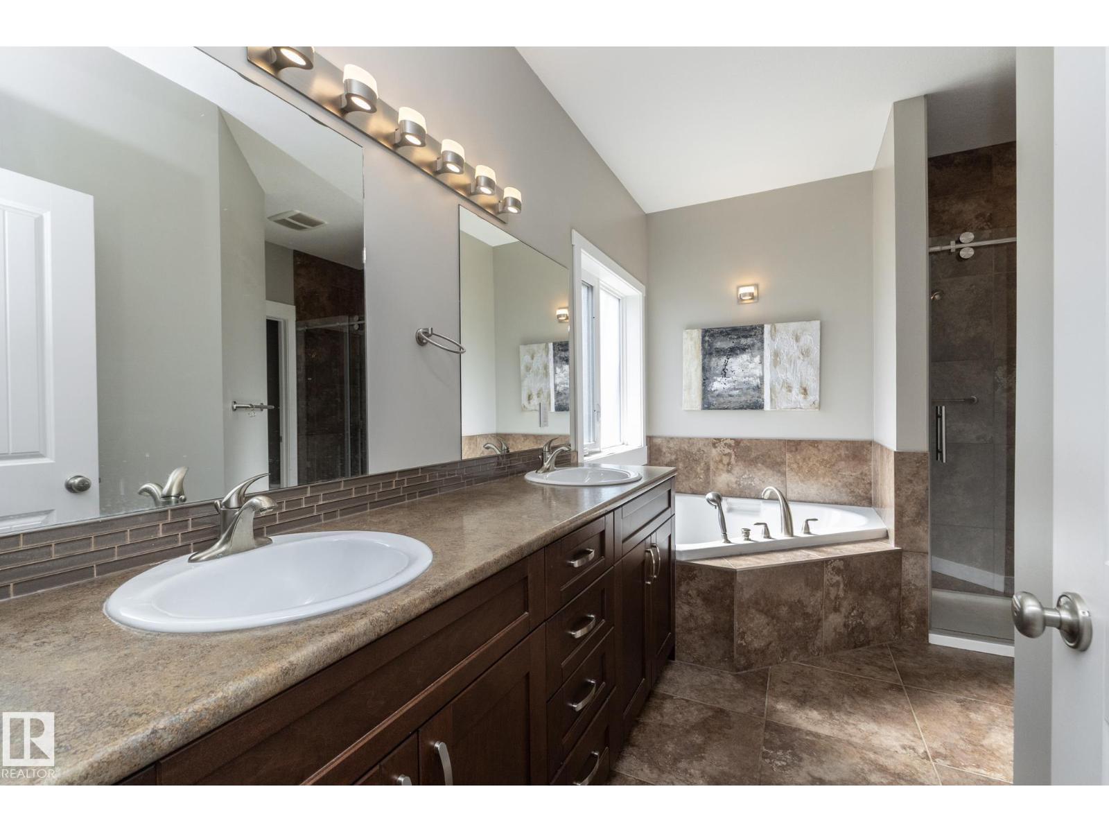 251 Ravine Dr, Devon, Alberta  T9G 0A3 - Photo 39 - E4461272