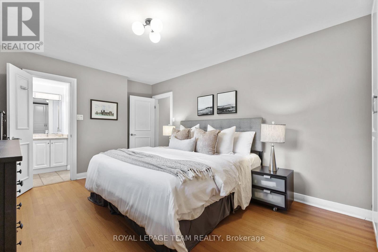 937 Kingsmere Avenue, Ottawa, Ontario  K2A 3K2 - Photo 14 - X12451080