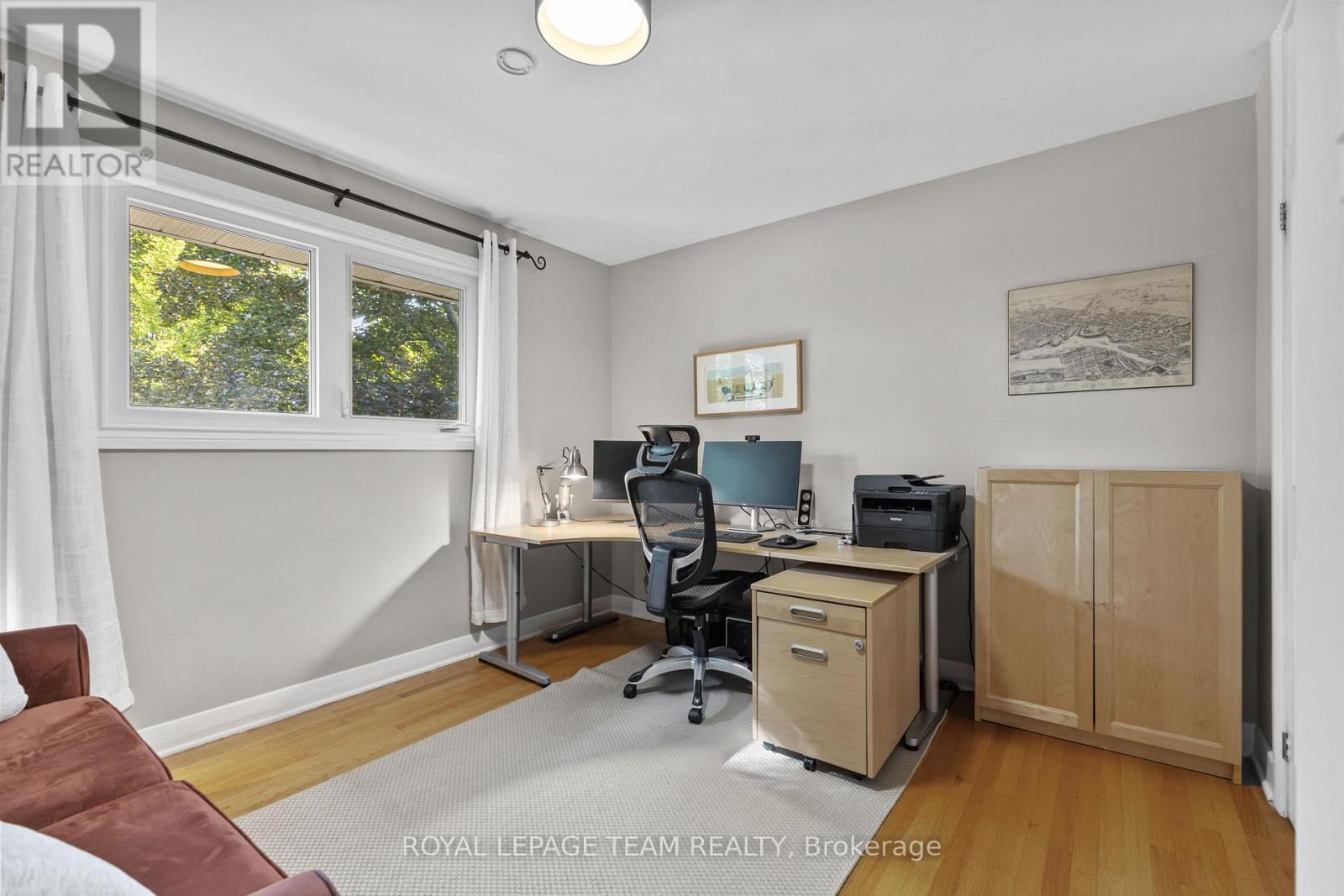 937 Kingsmere Avenue, Ottawa, Ontario  K2A 3K2 - Photo 19 - X12451080
