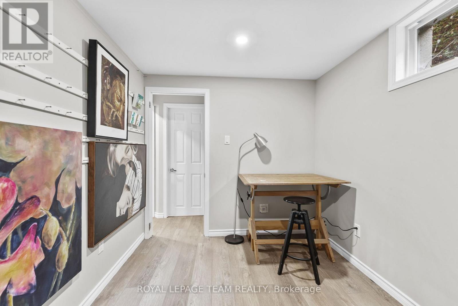 937 Kingsmere Avenue, Ottawa, Ontario  K2A 3K2 - Photo 23 - X12451080