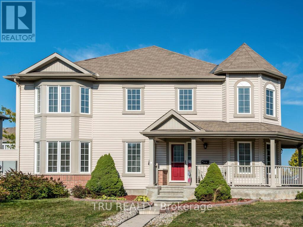 2757 Grand Canal Street, Ottawa, Ontario  K2J 0S7 - Photo 2 - X12451089