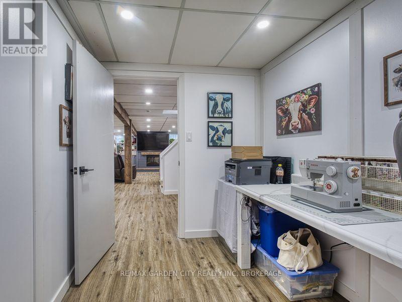 17 Regent Drive, St. Catharines, Ontario  L2M 3L6 - Photo 43 - X12451048