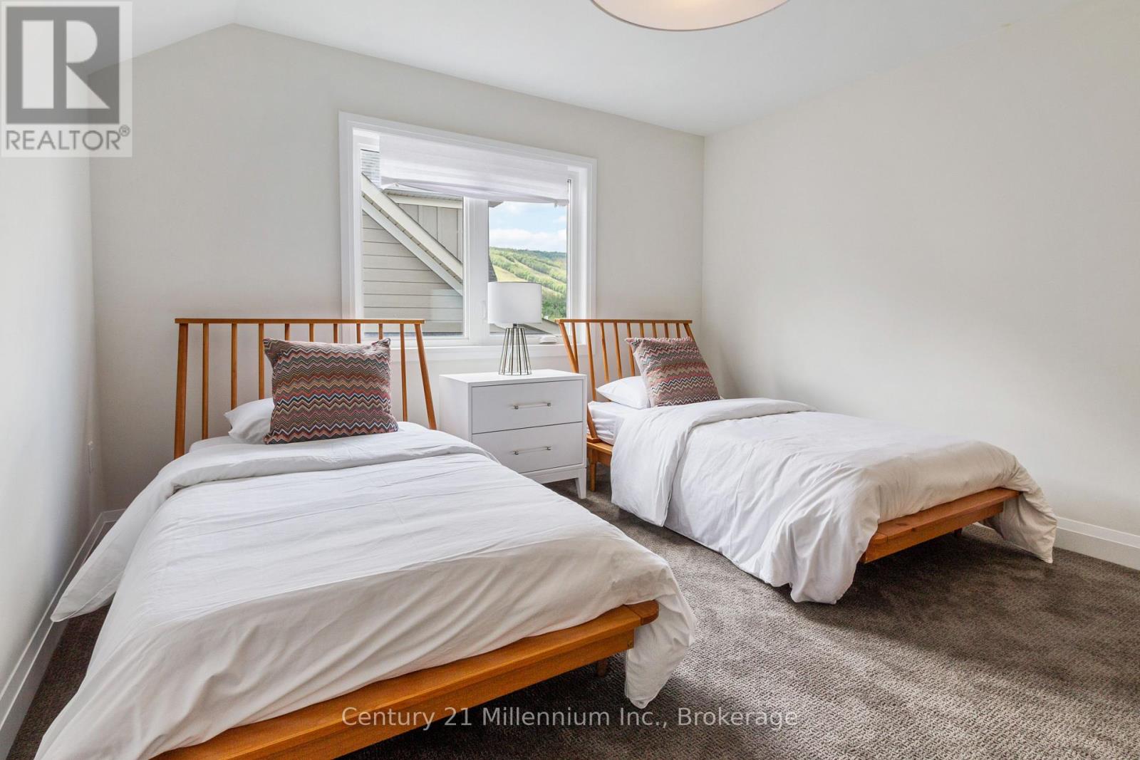 115 Stillwater Crescent, Blue Mountains, Ontario  L9Y 4W1 - Photo 32 - X12406971