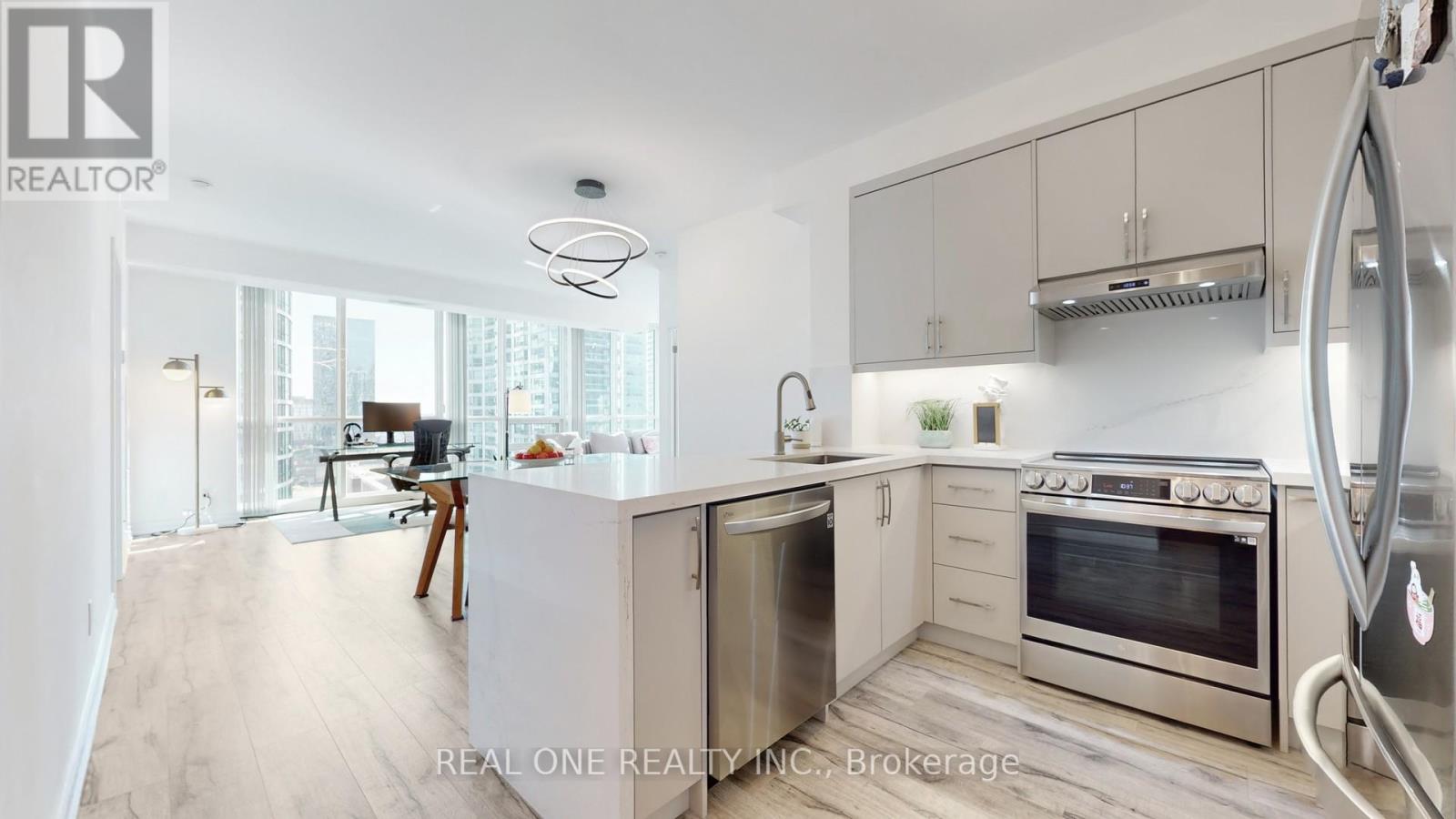 1708 - 33 Bay Street, Toronto, Ontario  M5J 2Z3 - Photo 11 - C12451085