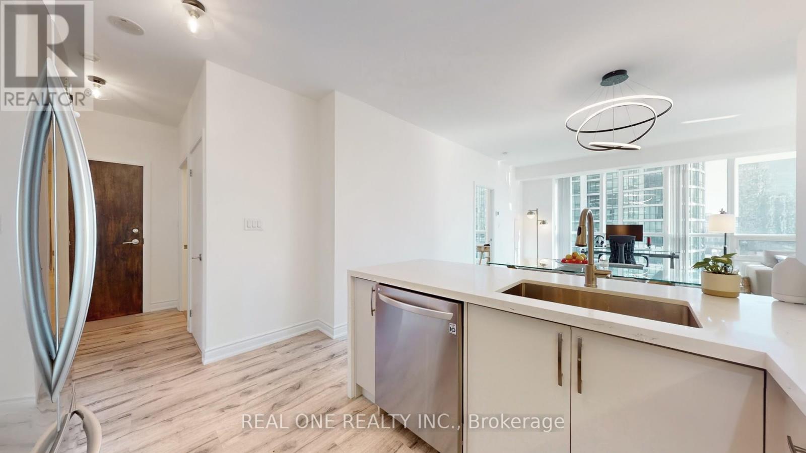 1708 - 33 Bay Street, Toronto, Ontario  M5J 2Z3 - Photo 13 - C12451085