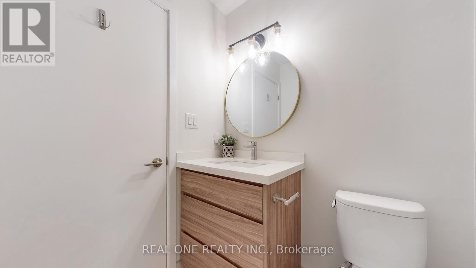 1708 - 33 Bay Street, Toronto, Ontario  M5J 2Z3 - Photo 21 - C12451085