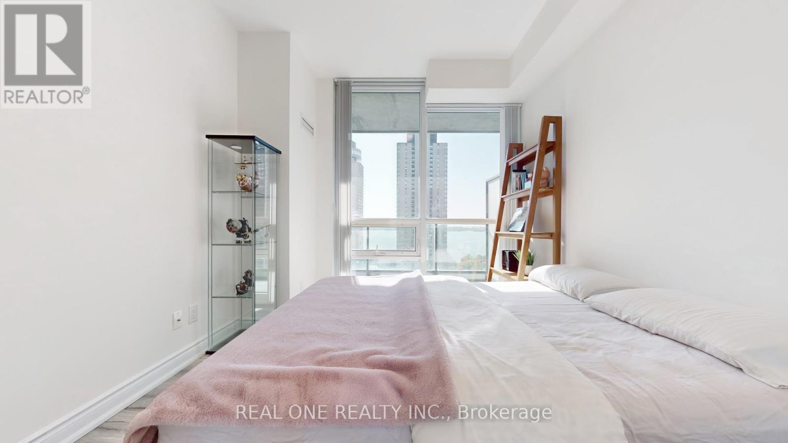 1708 - 33 Bay Street, Toronto, Ontario  M5J 2Z3 - Photo 25 - C12451085