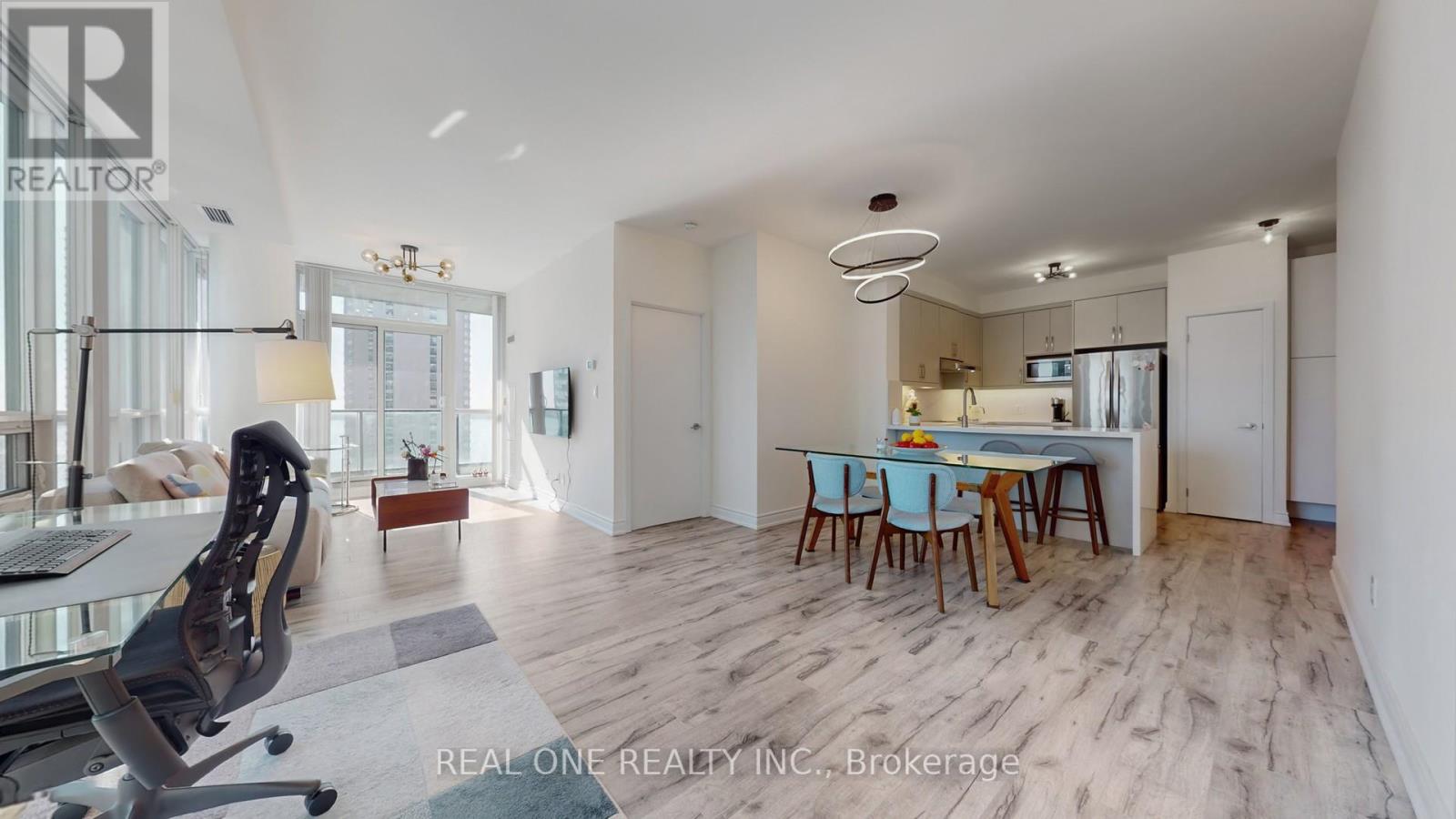 1708 - 33 Bay Street, Toronto, Ontario  M5J 2Z3 - Photo 6 - C12451085