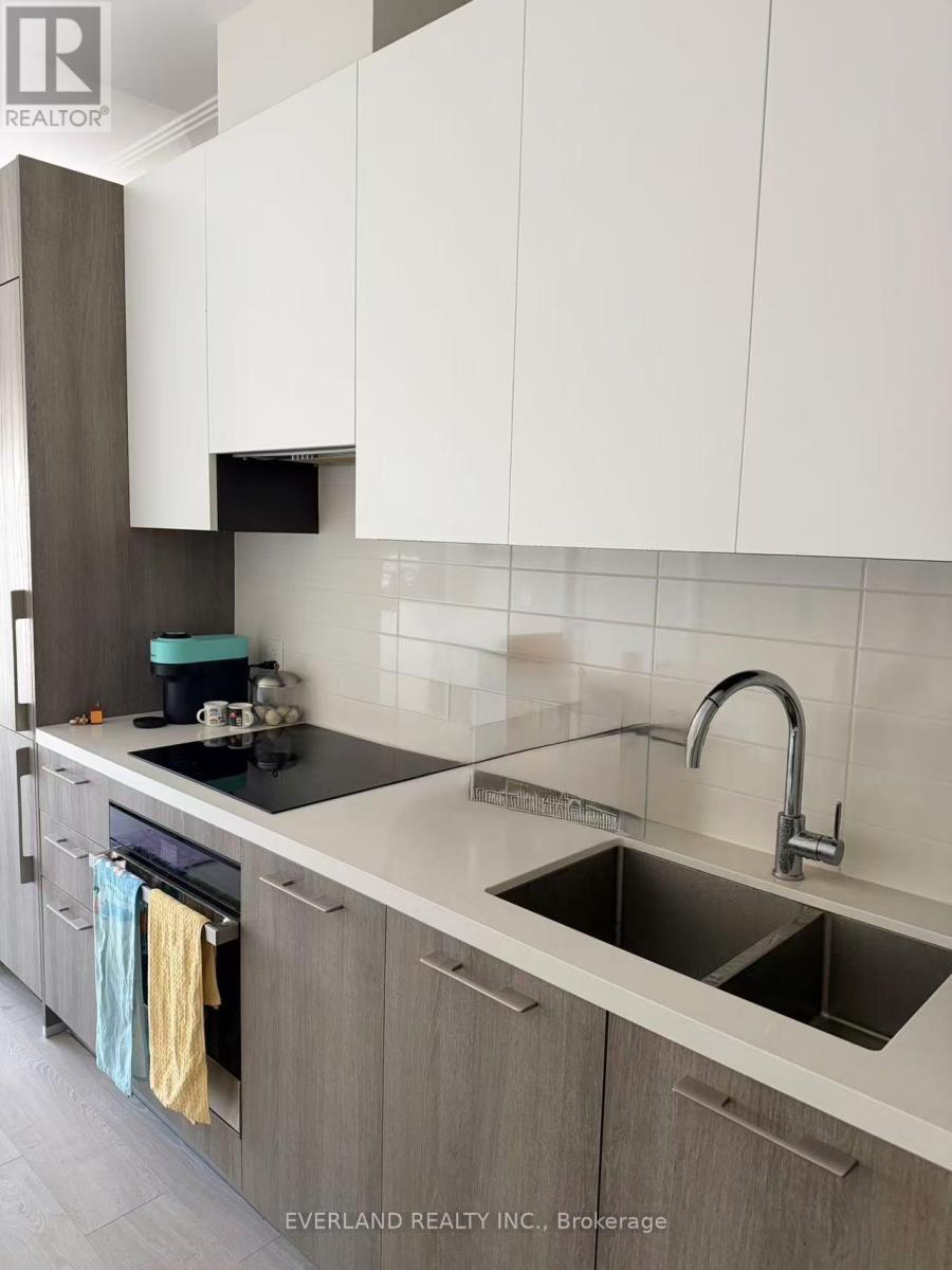 1601 - 18 Water Walk Drive, Markham, Ontario  L3R 6L5 - Photo 4 - N12451046