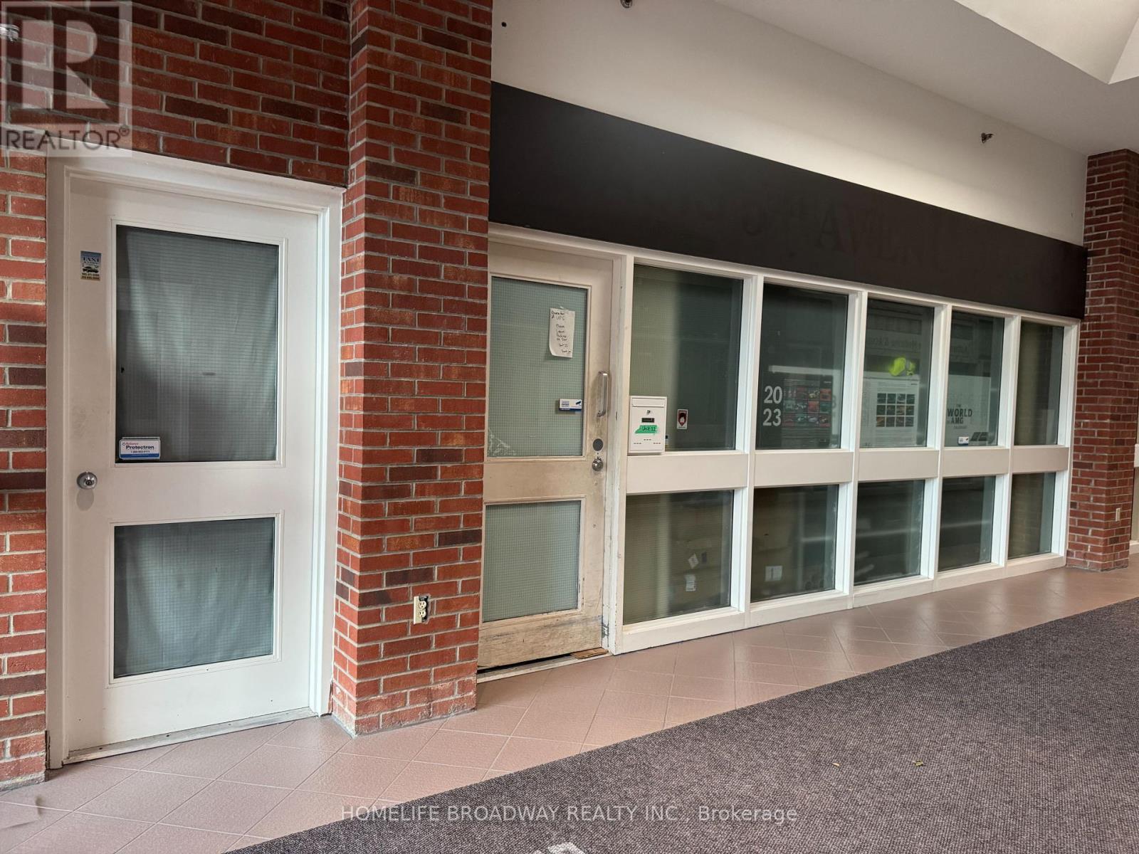 22 - 505 Hood Road W, Markham, Ontario  L3R 5V6 - Photo 5 - N12451076