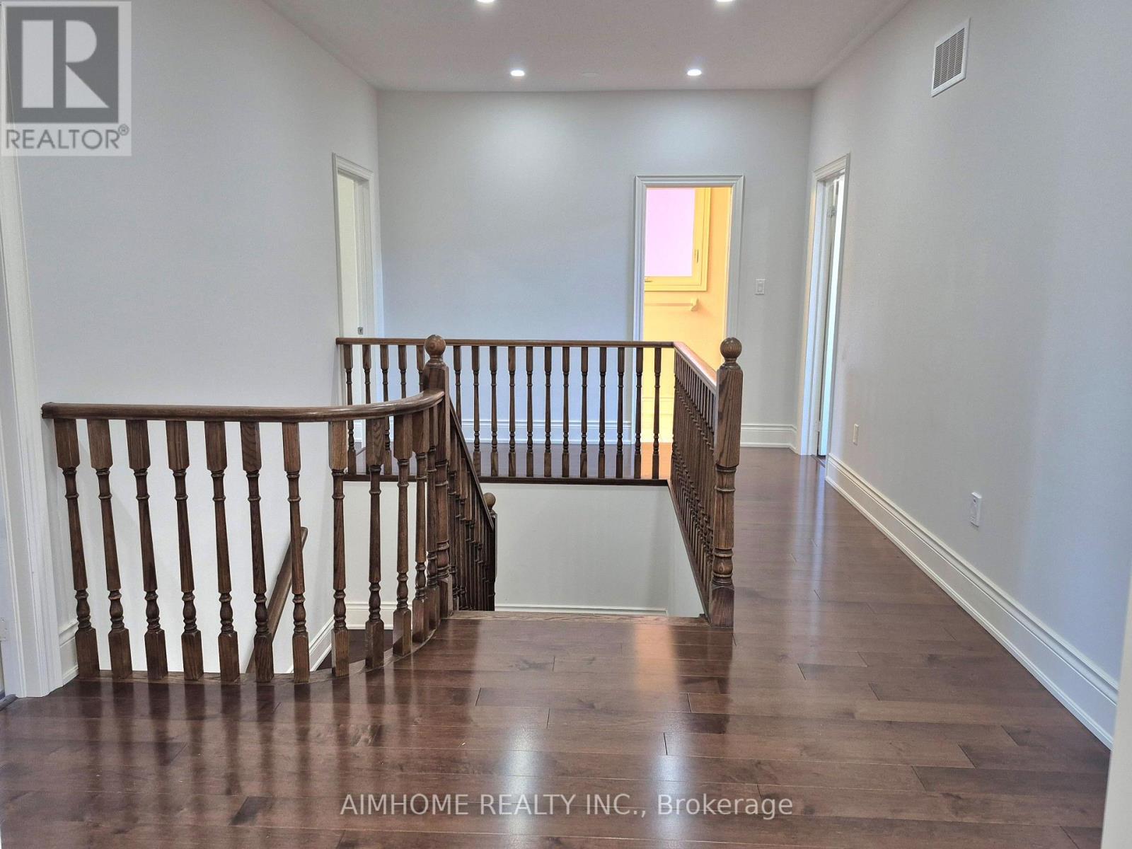 3192 Meadow Marsh Crescent, Oakville, Ontario  L6H 0T2 - Photo 19 - W12451056