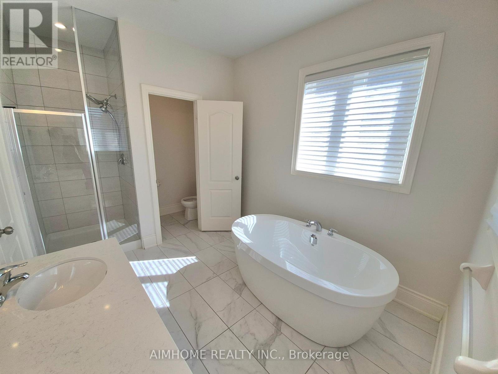 3192 Meadow Marsh Crescent, Oakville, Ontario  L6H 0T2 - Photo 28 - W12451056
