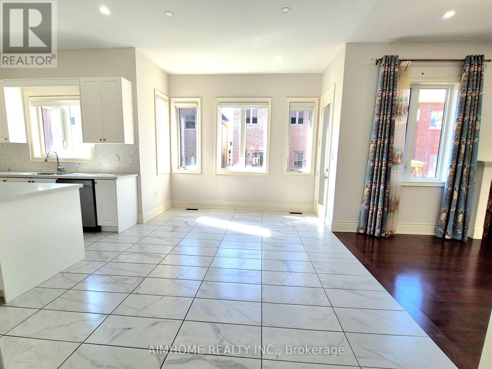 3192 Meadow Marsh Crescent, Oakville, Ontario  L6H 0T2 - Photo 8 - W12451056
