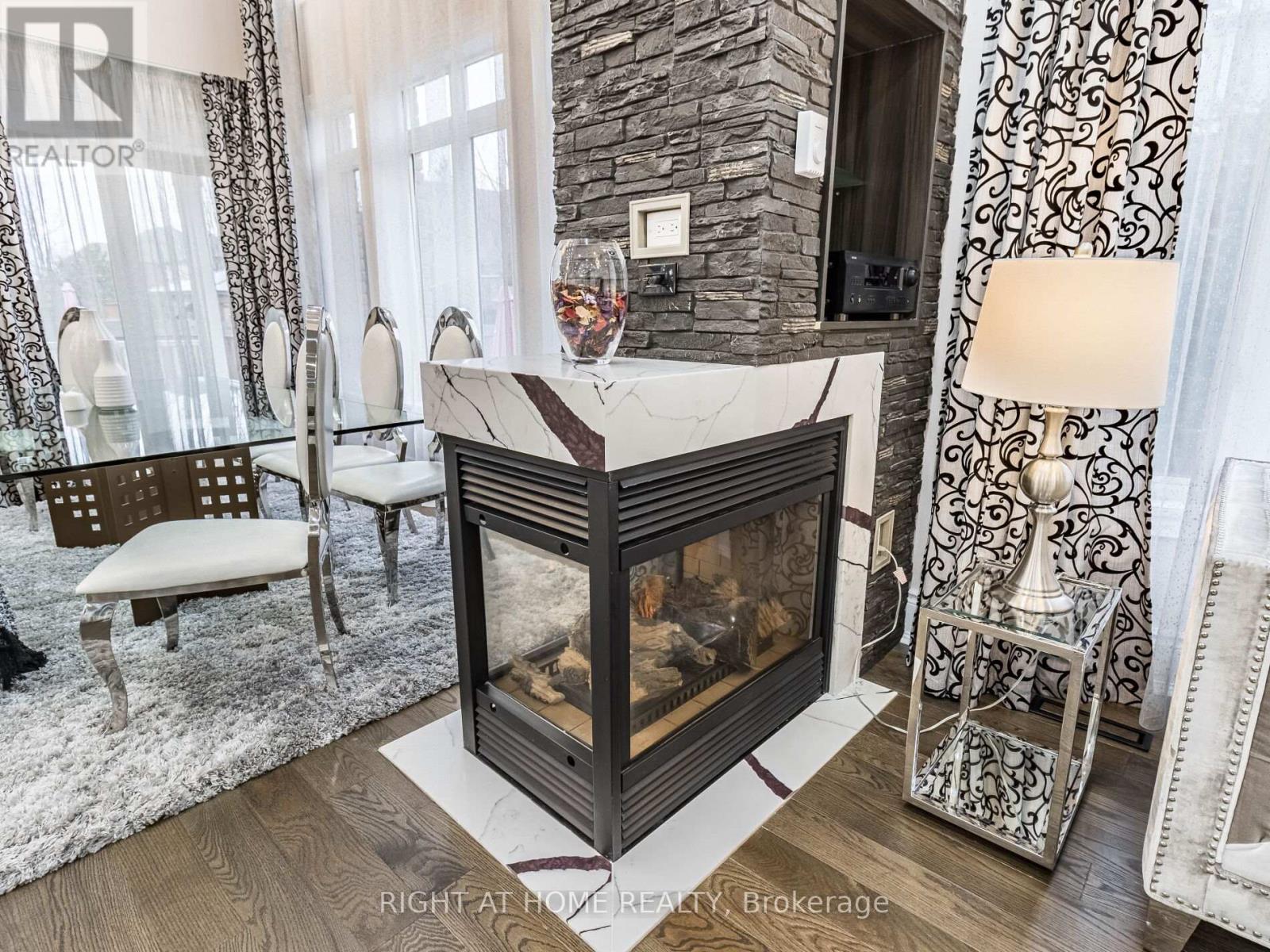 3176 Stocksbridge Avenue, Oakville, Ontario  L6M 0A7 - Photo 16 - W12451060