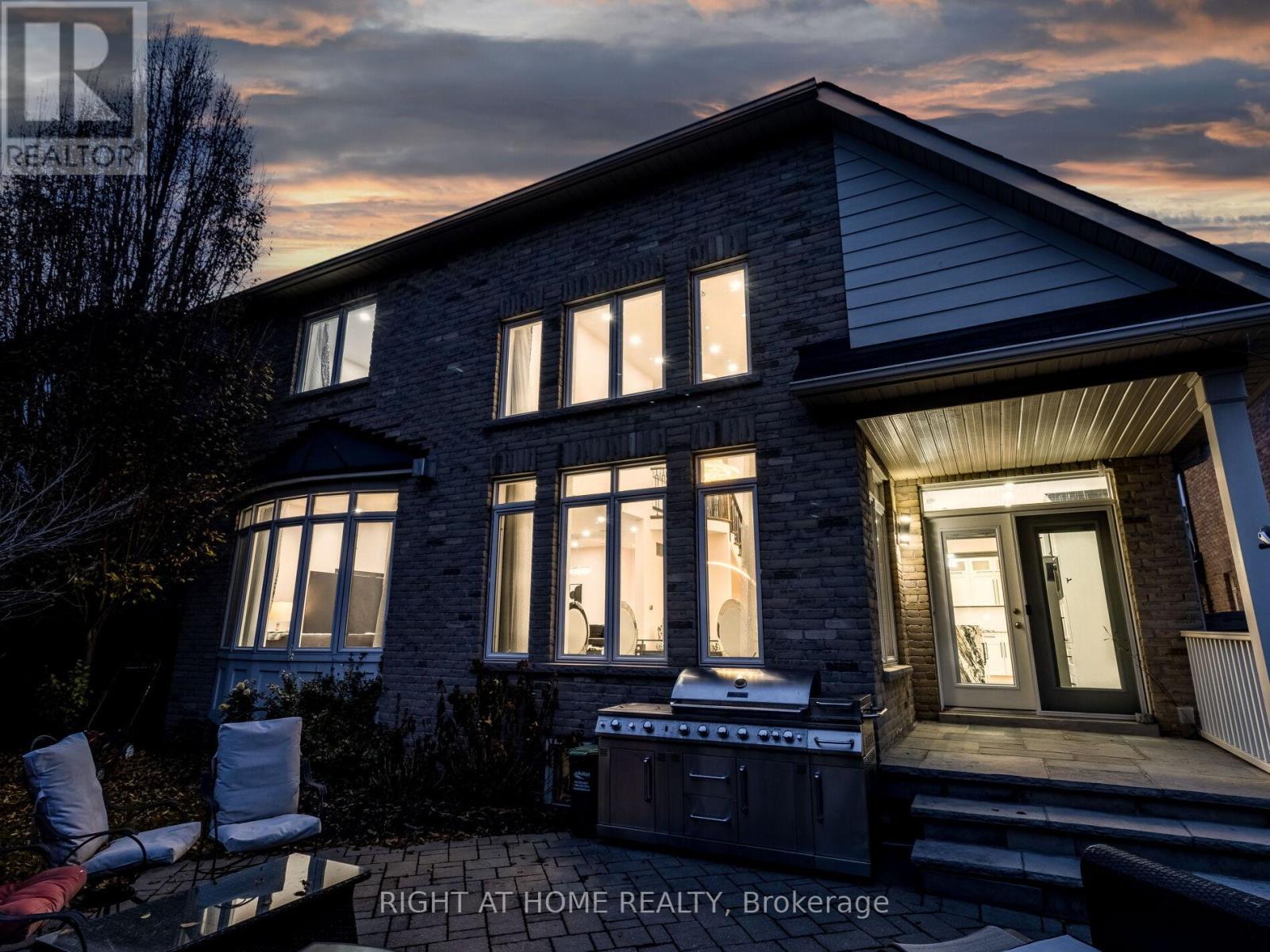 3176 Stocksbridge Avenue, Oakville, Ontario  L6M 0A7 - Photo 49 - W12451060