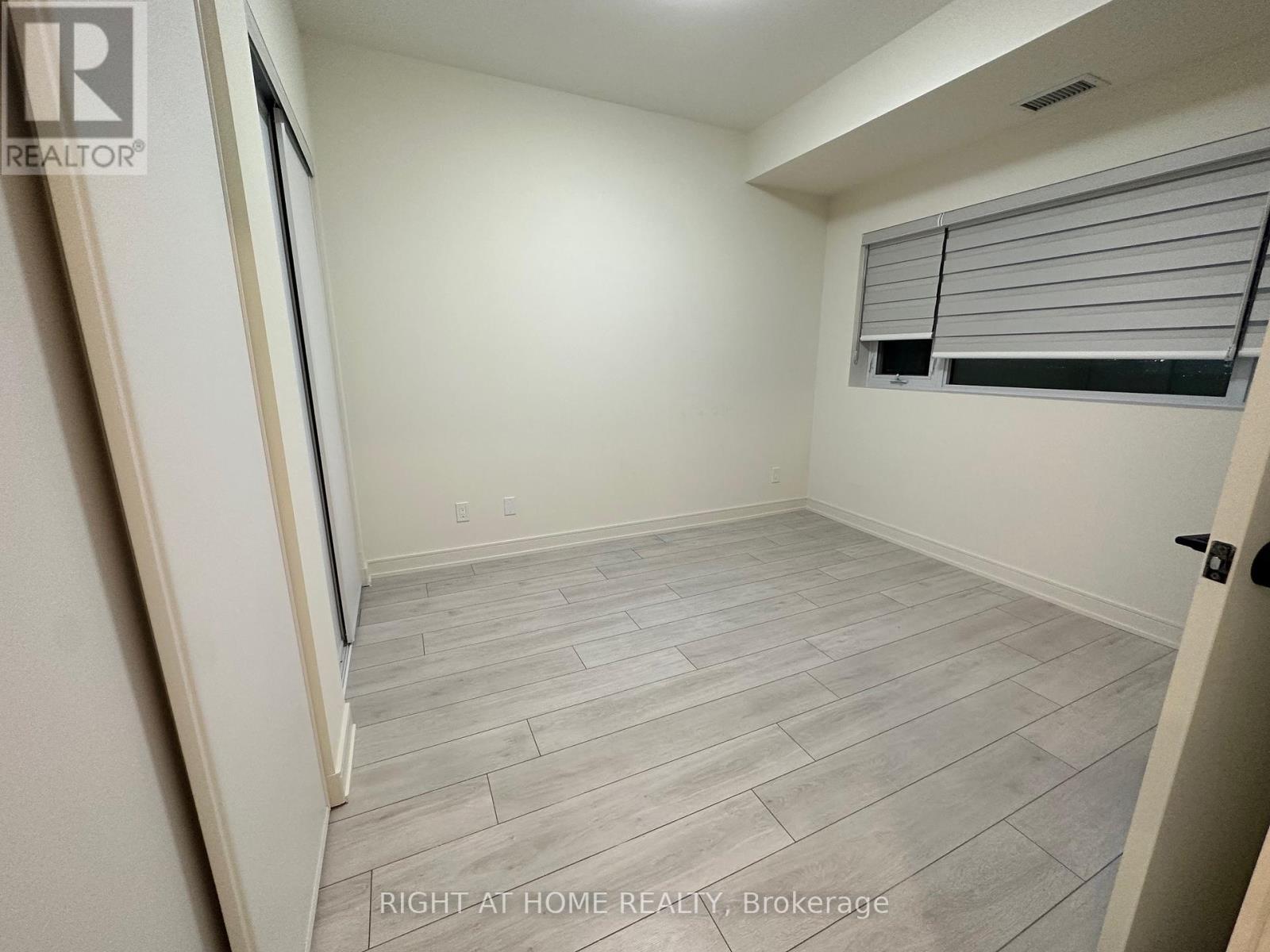 1601 - 8010 Derry Road, Milton, Ontario  L9T 9N3 - Photo 12 - W12451065
