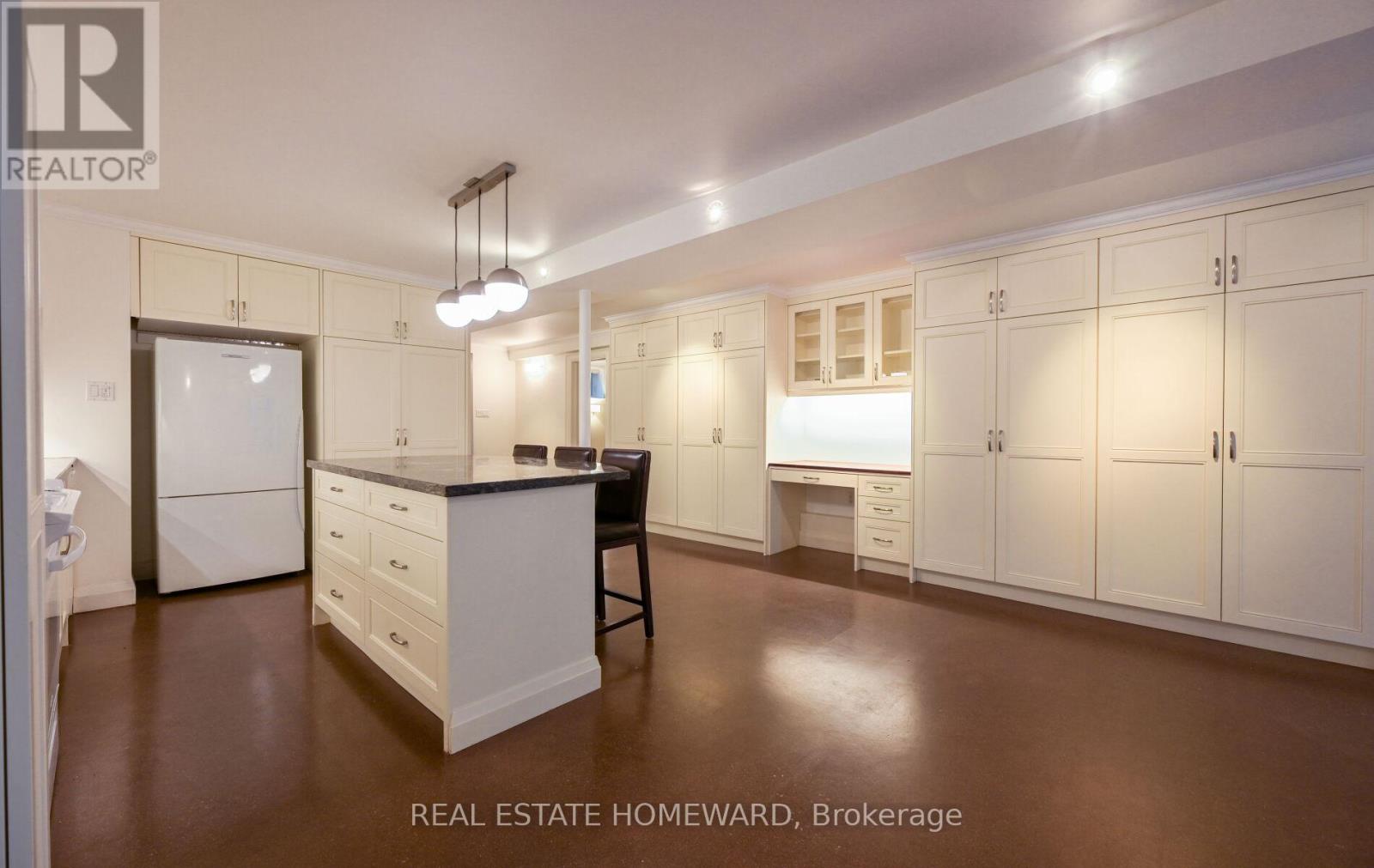 37 Lonsdale Road, Toronto, Ontario  M4V 1W4 - Photo 11 - C12451093