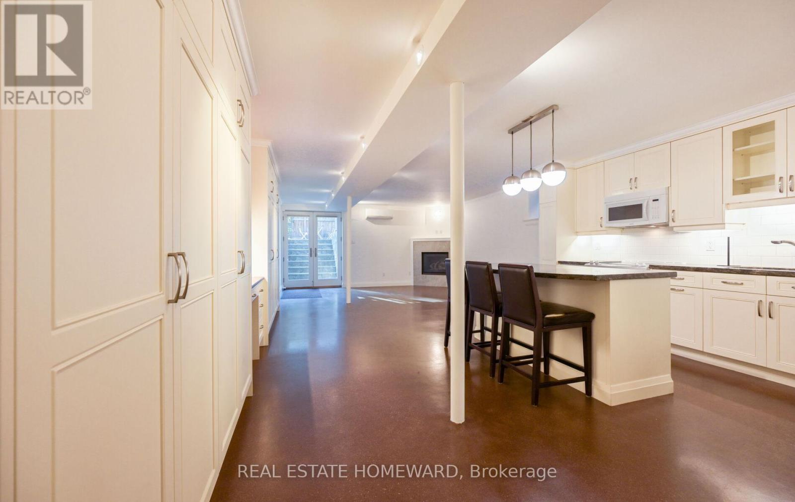 37 Lonsdale Road, Toronto, Ontario  M4V 1W4 - Photo 7 - C12451093