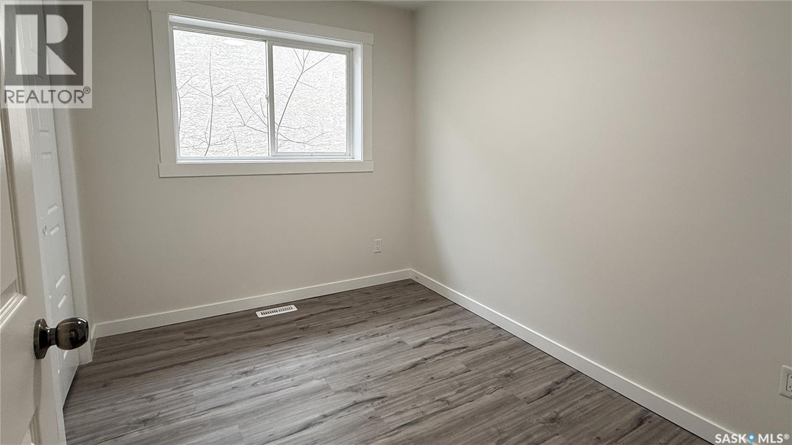 1924 Montreal Street, Regina, Saskatchewan  S4P 1L3 - Photo 11 - SK020327